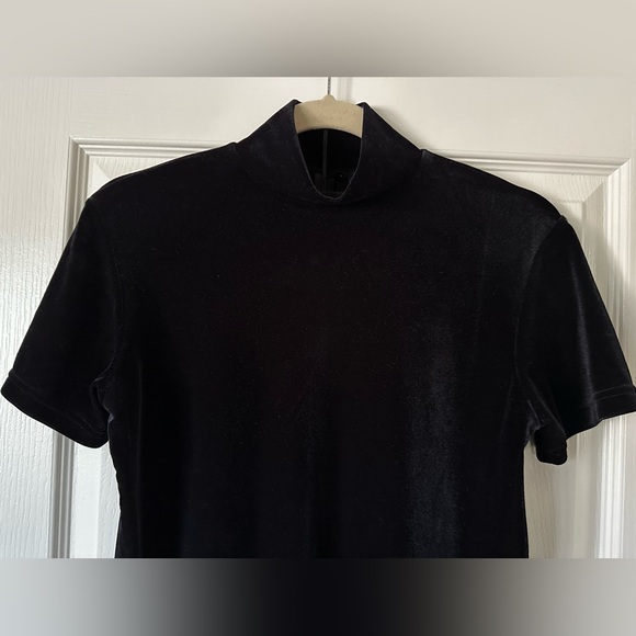 GAP Velvet Top - Picture 4 of 9